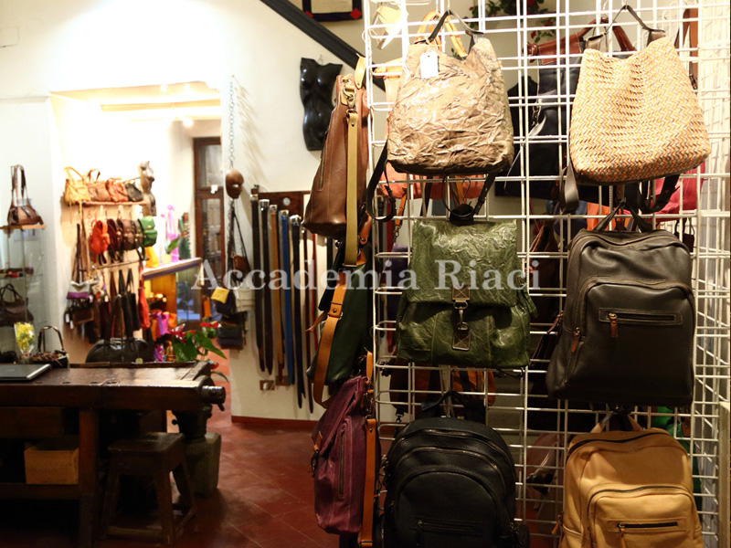 Bag/Jewelry Marketing, Retailing and Shop Displaying at Atelier Shop