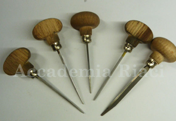 The traditional Florentine Chisels